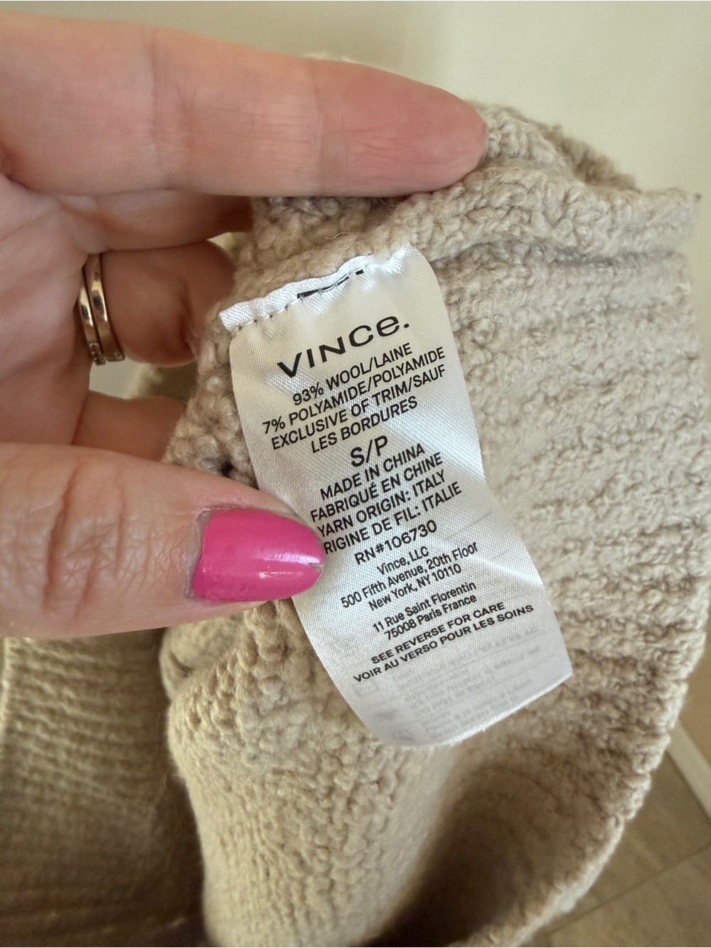 Vince Cozy Cropped V-Neck Button Cardigan - Beige Boucle - Picture 3 of 5